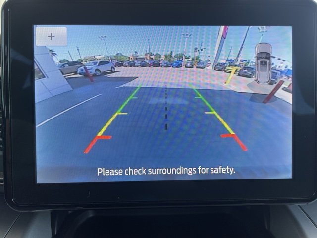 Used 2024 Ford Explorer XLT image 13