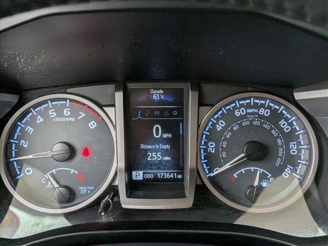 Used 2016 Toyota Tacoma SR5 w/ Towing Package image 11