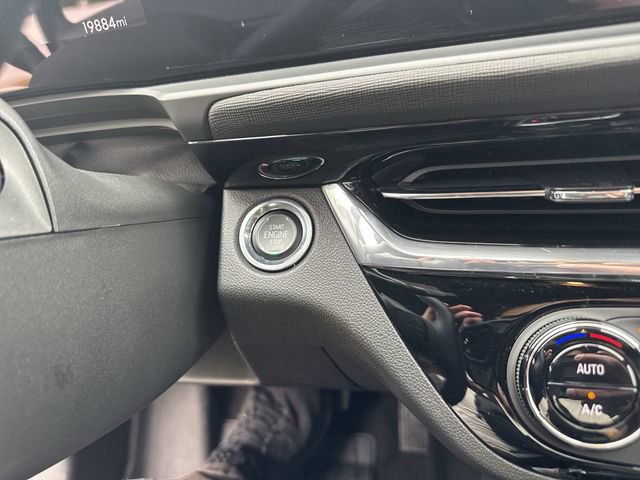 Used 2024 Buick Envista Sport Touring w/ Convenience I Package FWD image 16