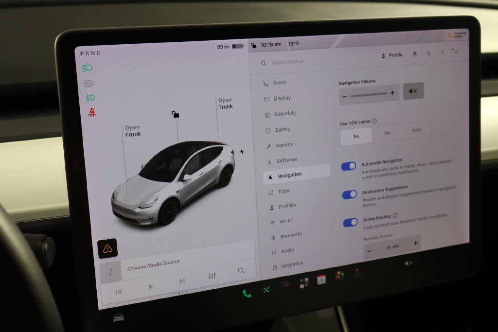 Used 2020 Tesla Model Y Long Range AWD/4WD image 40