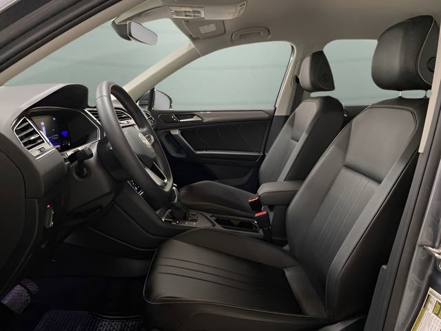 Used 2022 Volkswagen Tiguan SE FWD image 57