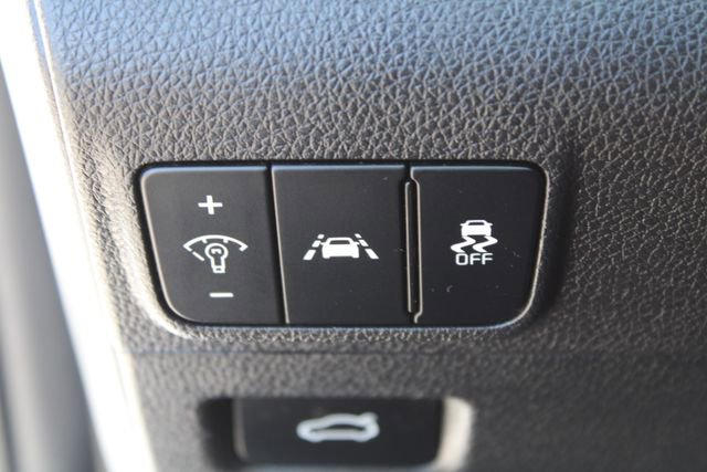 Used 2023 Kia K5 LXS FWD image 23