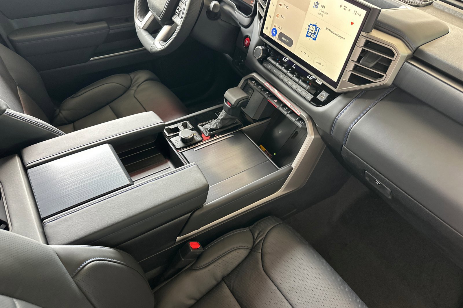New 2026 Toyota Tundra Platinum w/ TRD Off-Road Package image 13