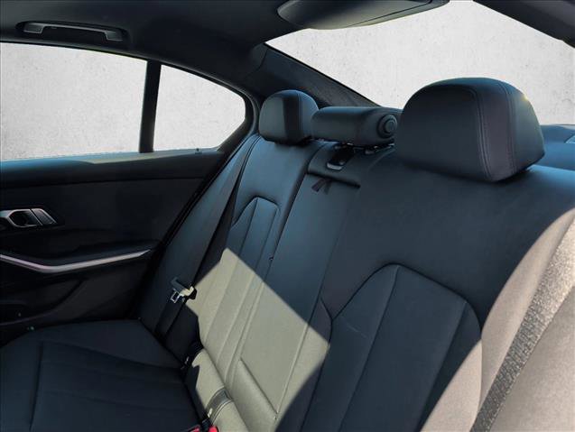 Used 2021 BMW 330i xDrive Sedan w/ Premium Package AWD/4WD image 18