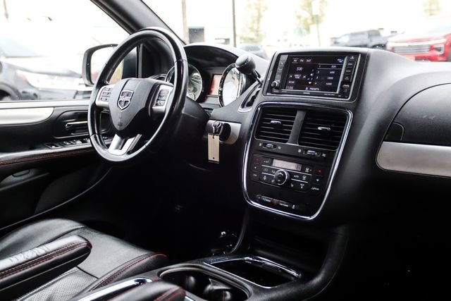 Used 2019 Dodge Grand Caravan GT image 45