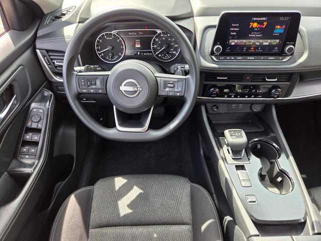 Used 2024 Nissan Rogue SV FWD image 12