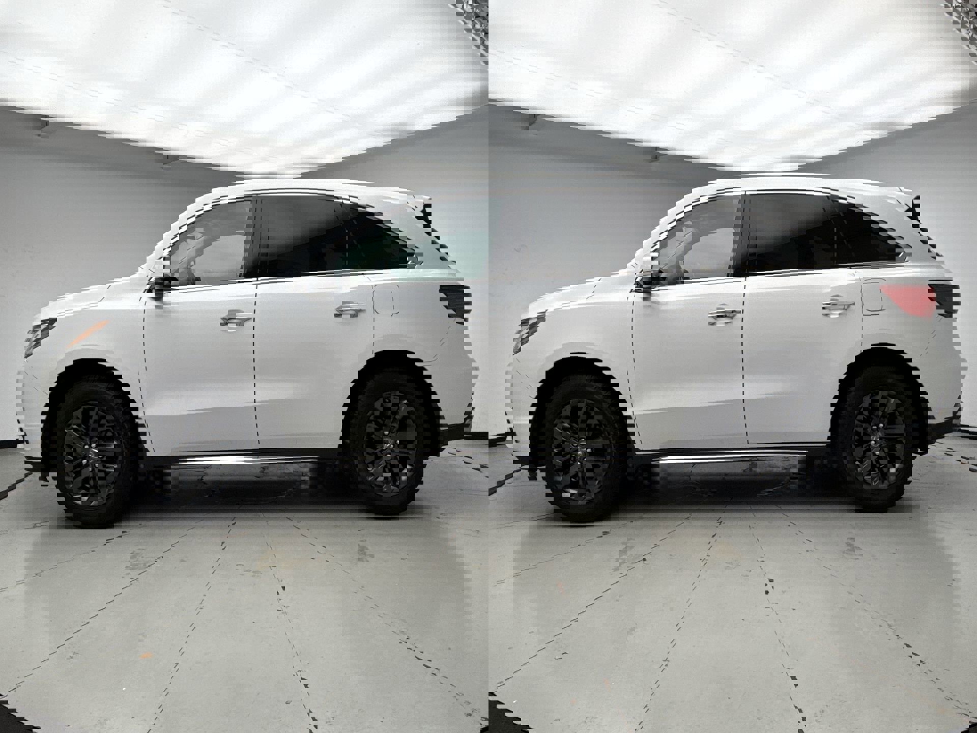 Used 2020 Acura MDX FWD image 2