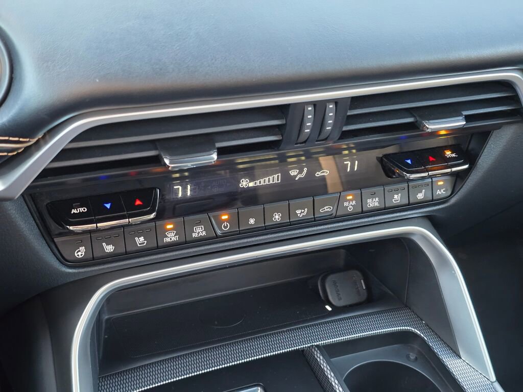 Certified 2024 MAZDA CX-90 Plug-In Hybrid w/ Premium Plus image 31