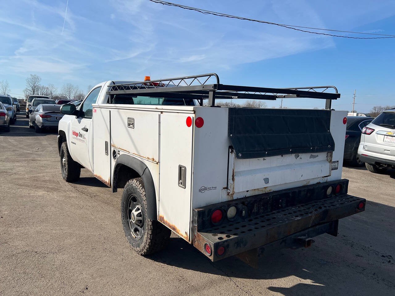Used 2011 Chevrolet Silverado 2500 W/T w/ Snow Plow Prep Package AWD/4WD image 5