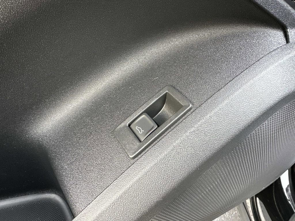 New 2025 Audi Q5 Premium image 12