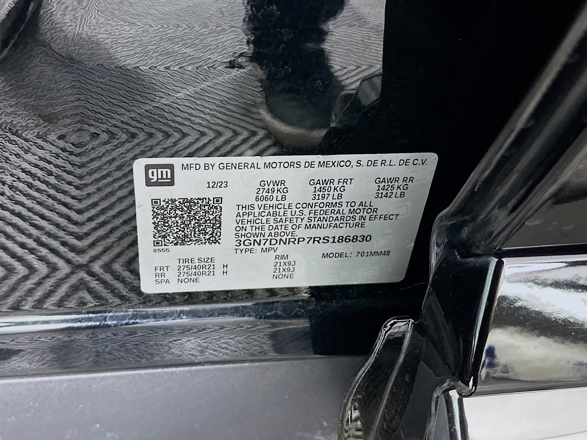 Used 2024 Chevrolet Equinox EV RS FWD image 12