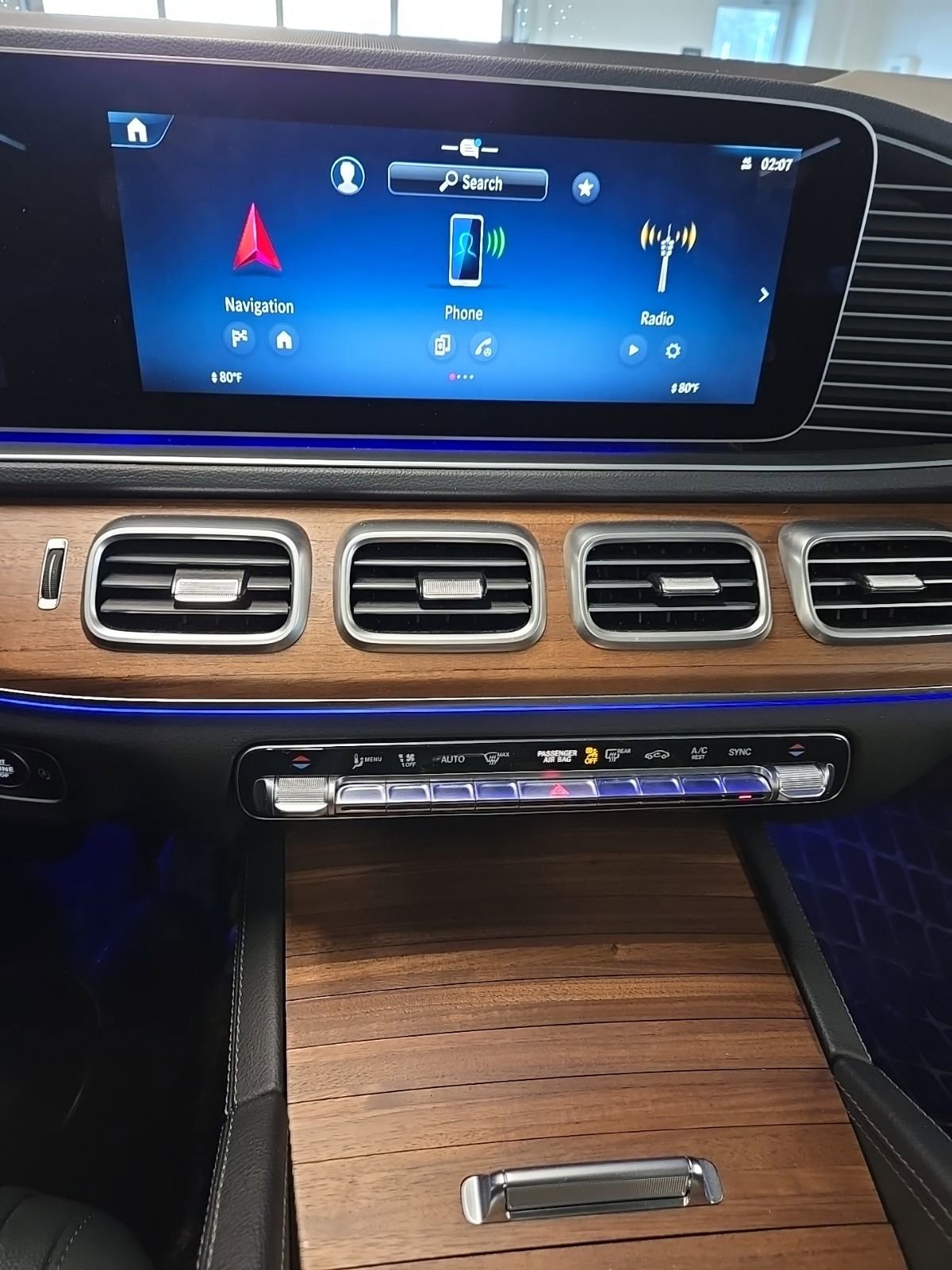 Certified 2025 Mercedes-Benz GLE 450 4MATIC image 10