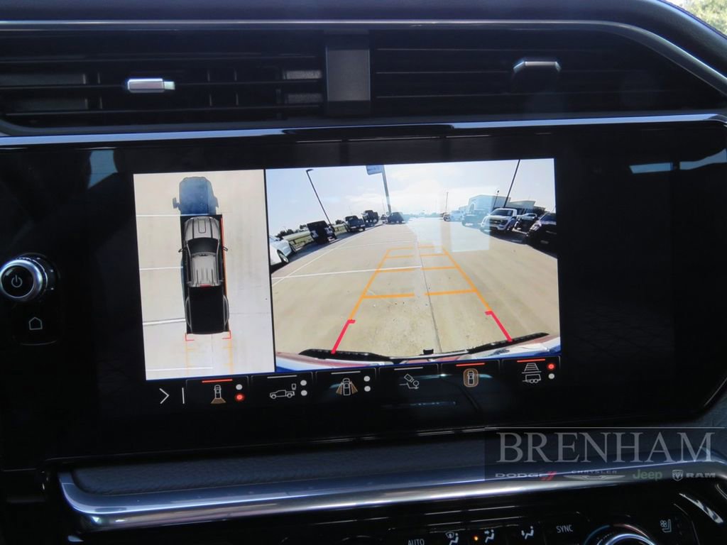 Used 2025 GMC Sierra 3500 Denali w/ Technology Package image 30