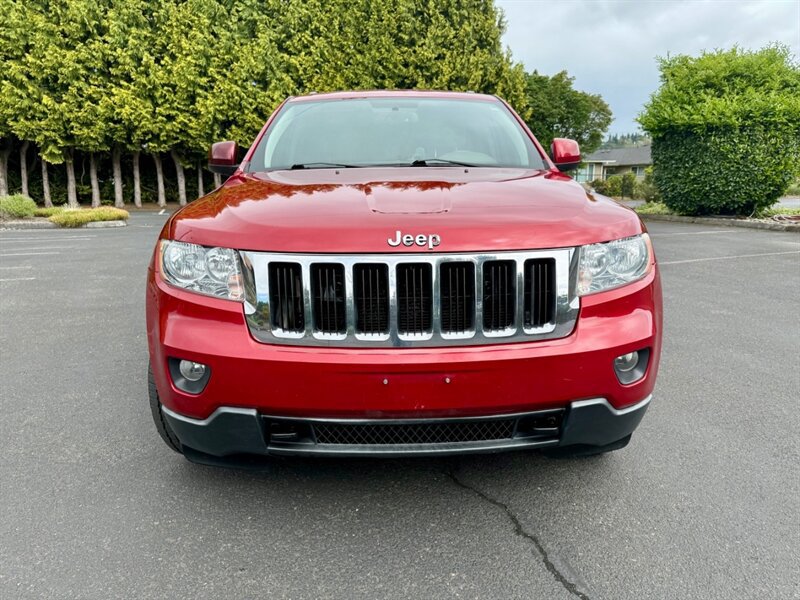 Used 2011 Jeep Grand Cherokee Laredo AWD/4WD image 3
