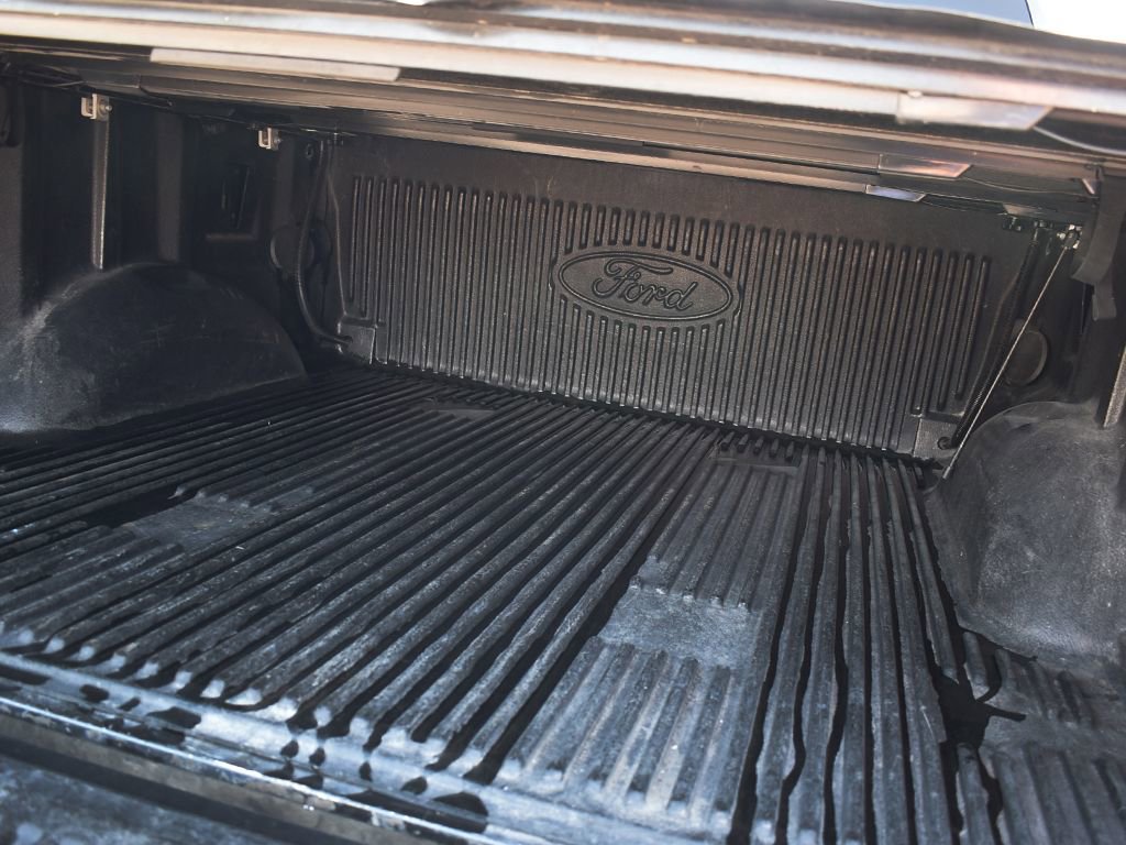 Used 2018 Ford F150 XLT w/ Equipment Group 302A Luxury AWD/4WD image 29