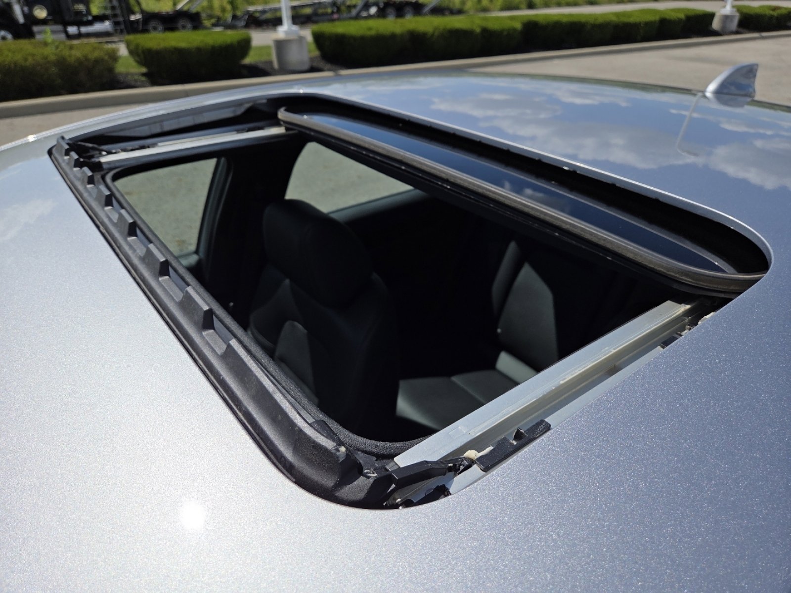 Used 2022 Honda Civic Sport Touring image 3
