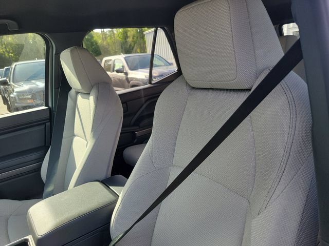 Used 2025 Toyota 4Runner SR5 AWD/4WD image 20