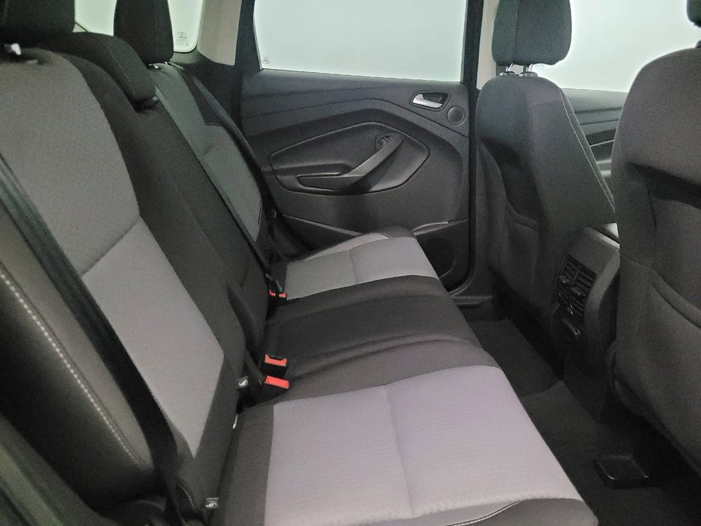 Used 2017 Ford Escape SE w/ Equipment Group 201A AWD/4WD image 19