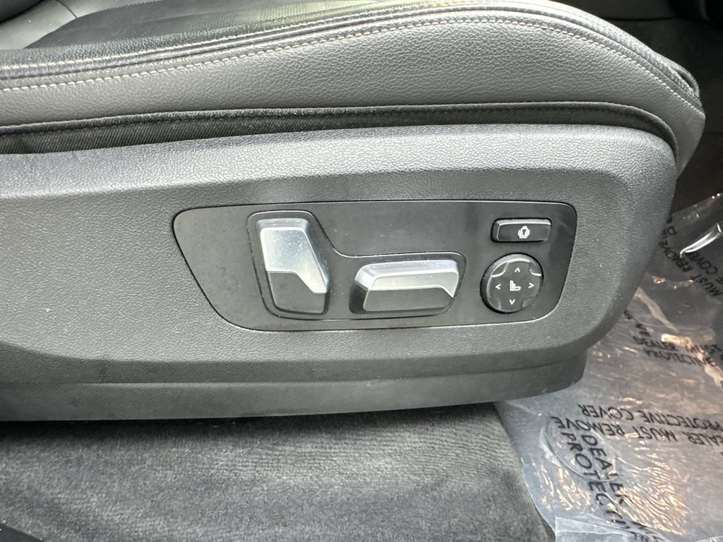 Used 2019 BMW X5 xDrive40i w/ Convenience Package AWD/4WD image 47