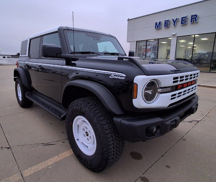 New 2025 Ford Bronco Heritage Edition image 2