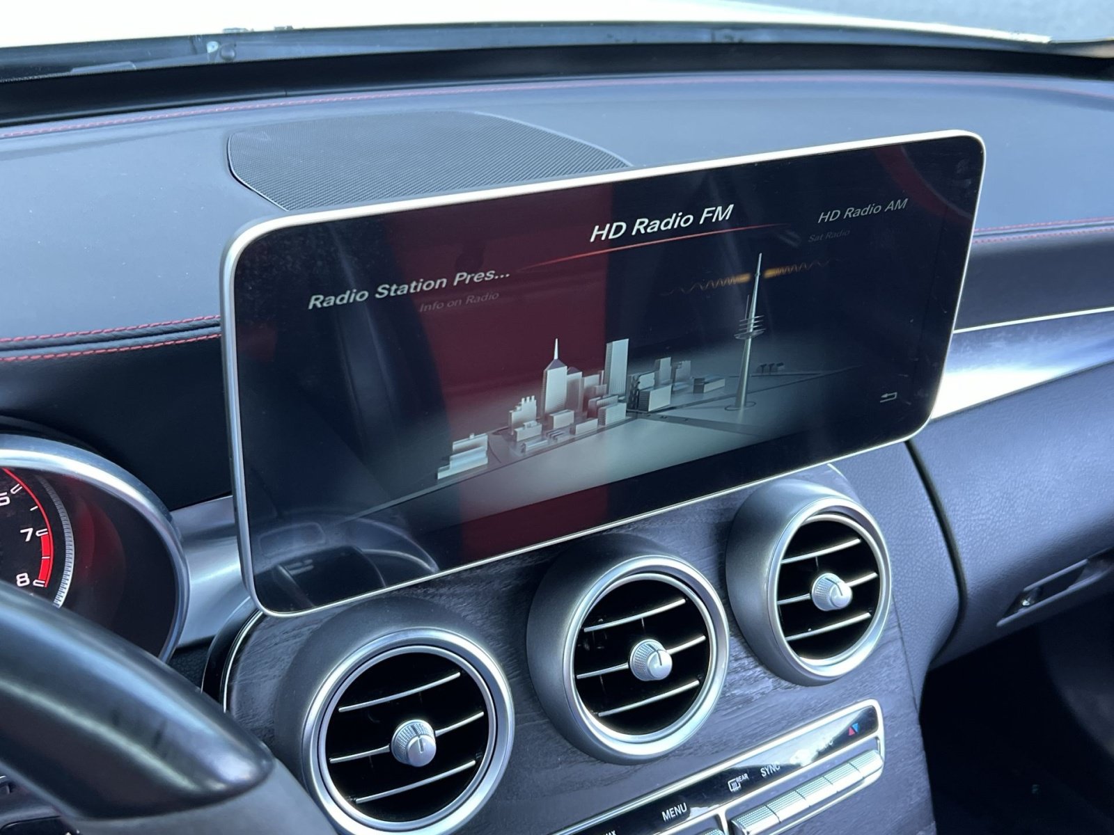 Used 2015 Mercedes-Benz C 63 AMG S image 23