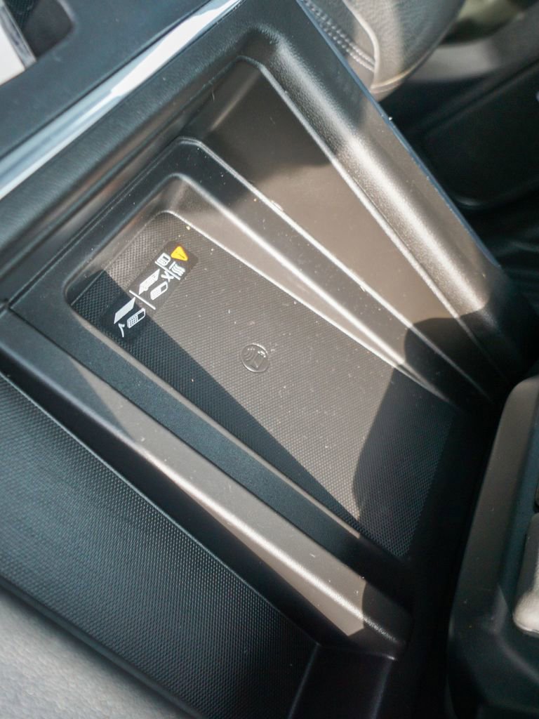 Used 2023 GMC Sierra 3500 Denali w/ Denali Ultimate Package image 31