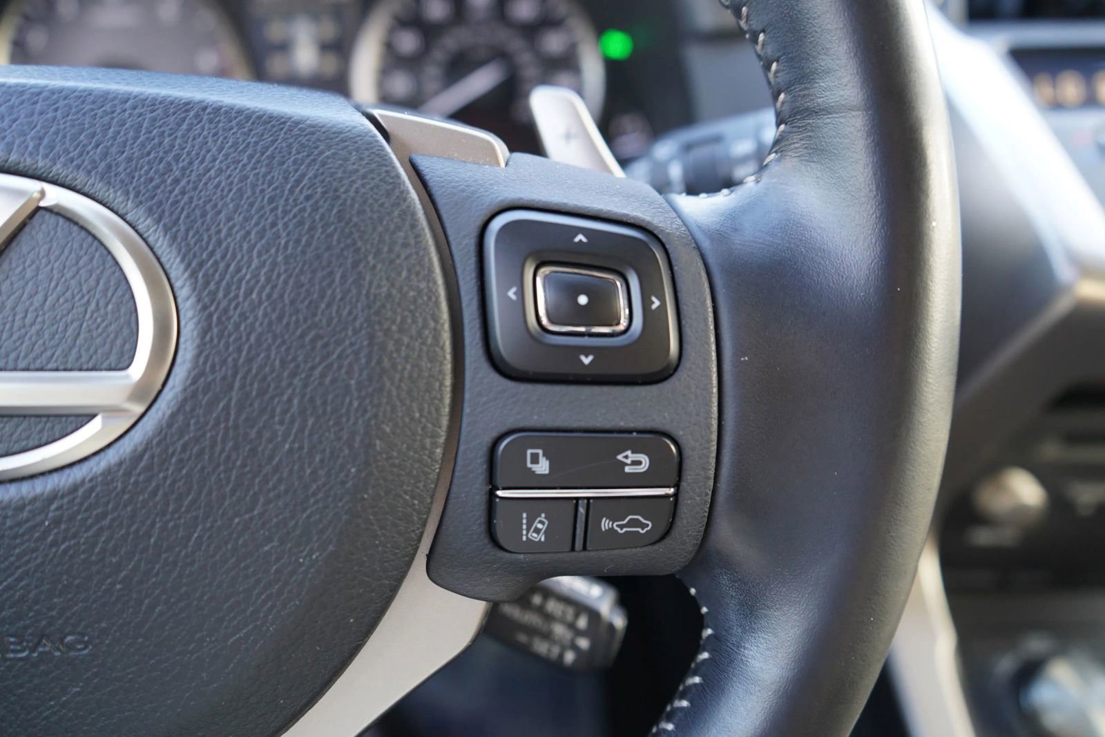 Used 2020 Lexus NX 300 F Sport FWD image 13