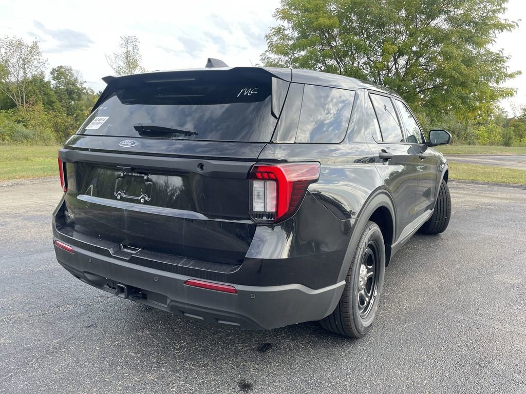 New 2025 Ford Explorer 4WD Police Interceptor image 3