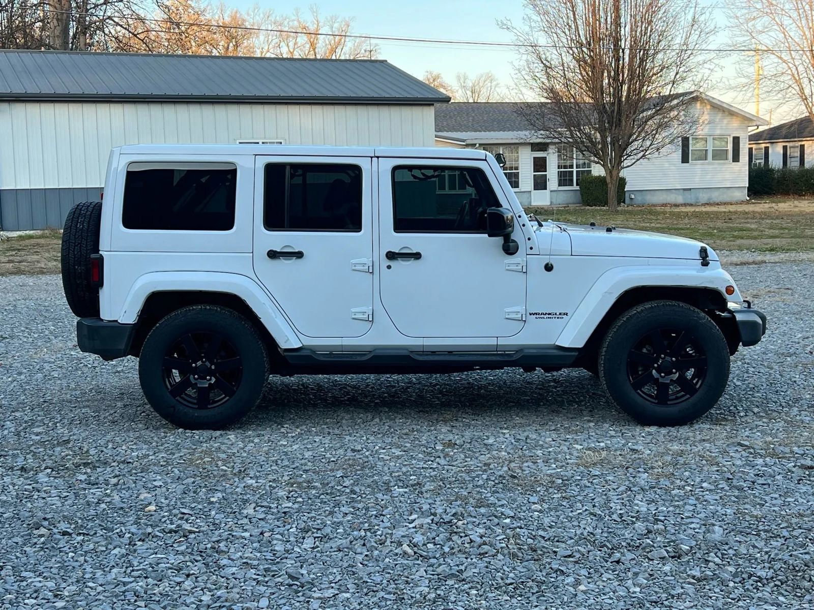 Used 2014 Jeep Wrangler Unlimited Sahara image 6