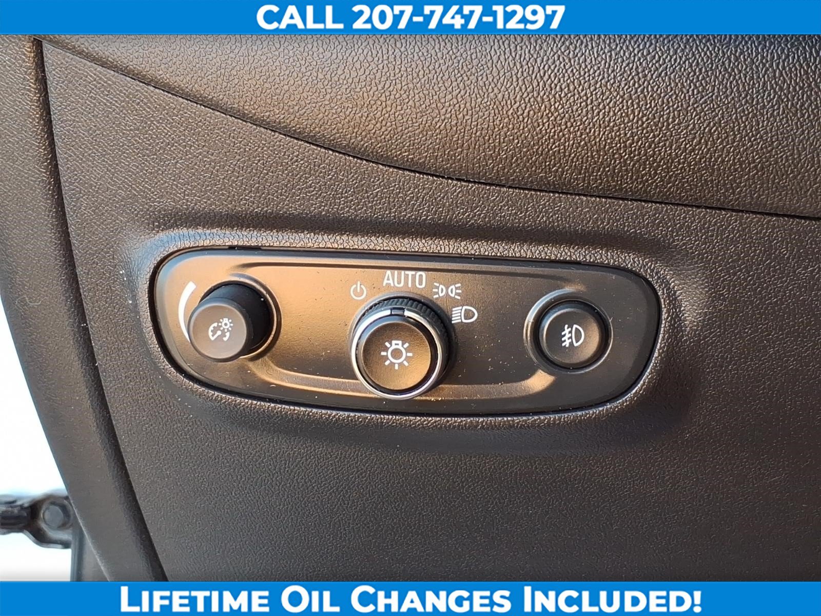 Used 2021 Chevrolet Equinox LT AWD/4WD image 17