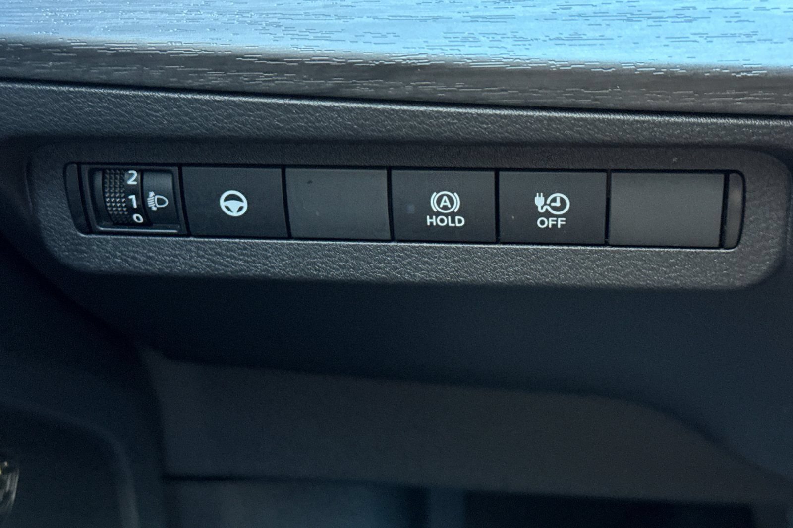 Certified 2023 Nissan Ariya FWD image 32