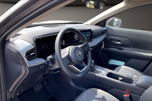 New 2026 Nissan Kicks SV w/ SV Premium Package FWD image 7