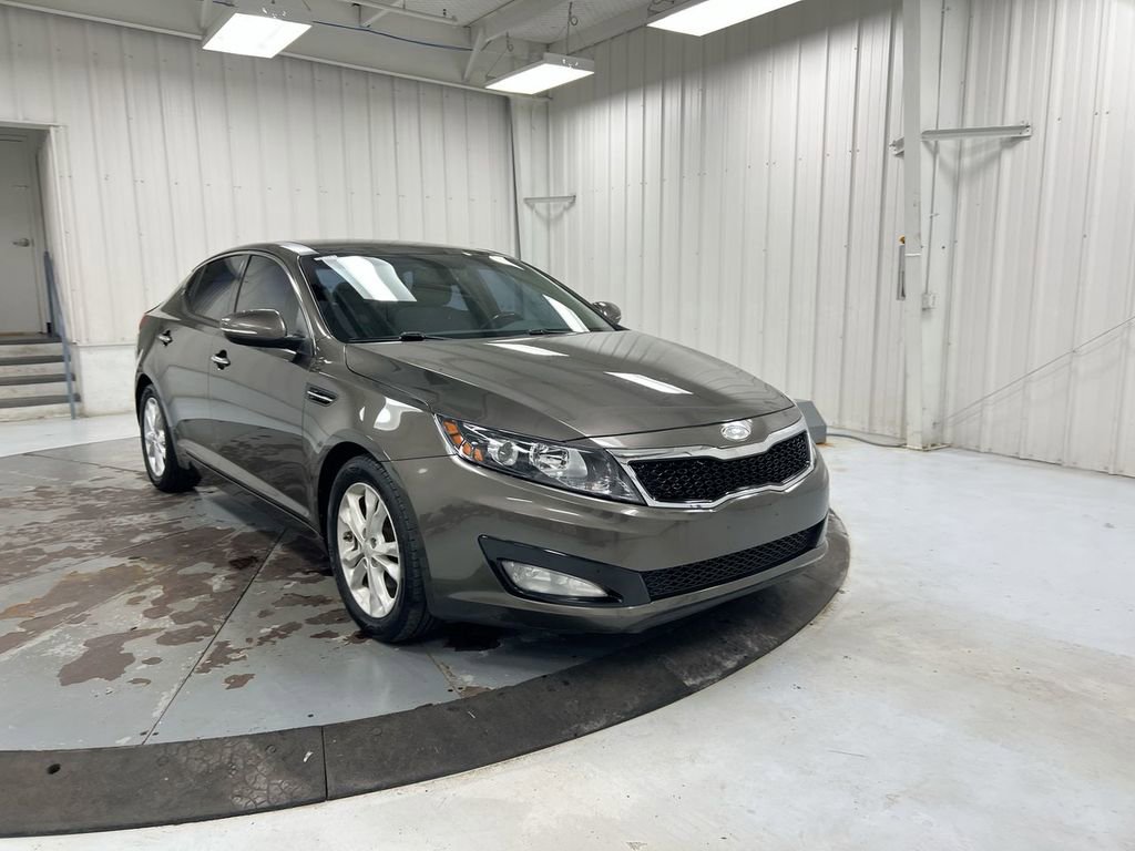 Used 2013 Kia Optima EX w/ Premium Pkg FWD image 10