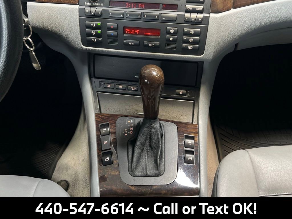 Used 2004 BMW 325xi Sedan image 28