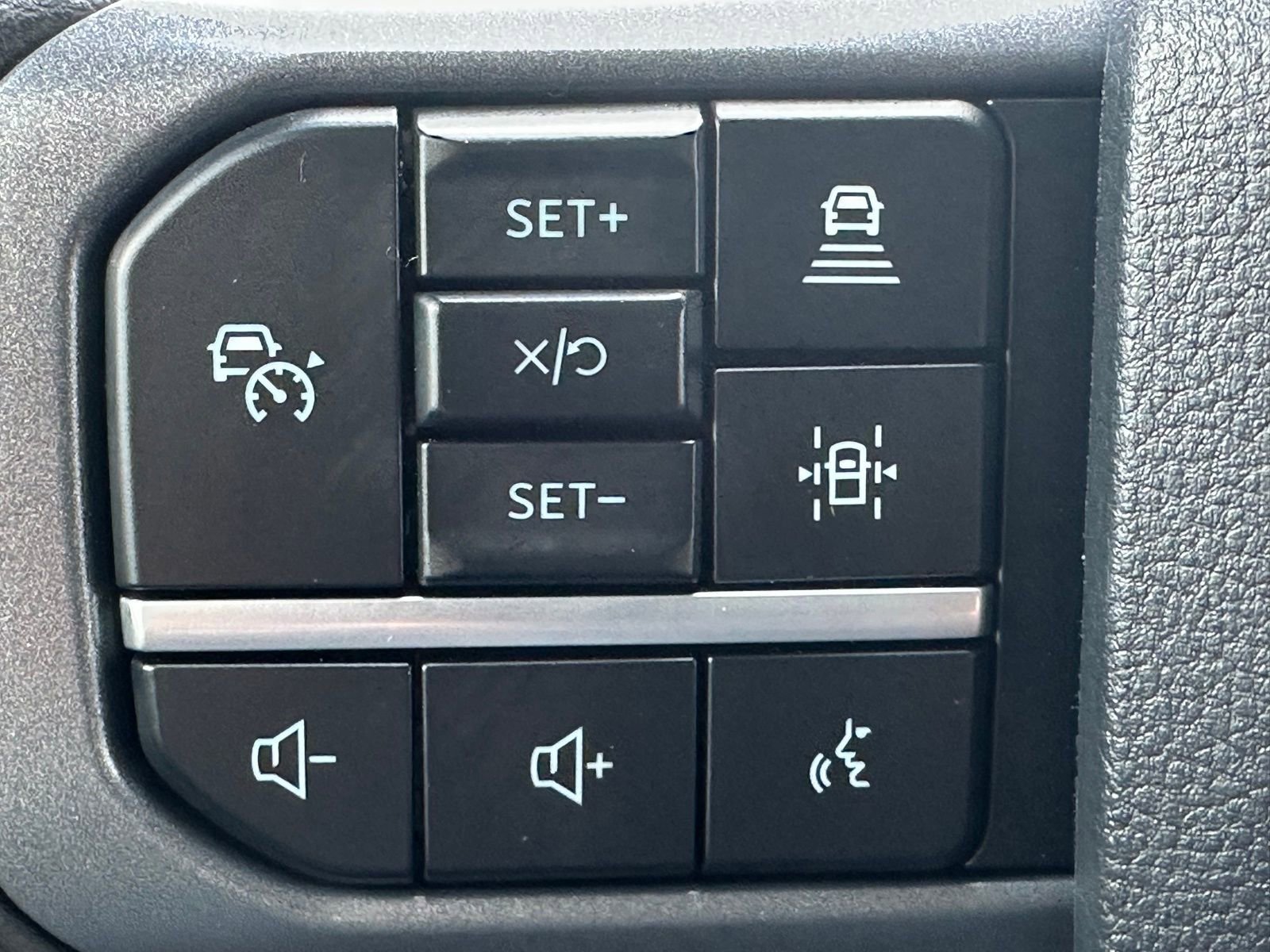 New 2025 Ford F150 Lightning Flash AWD/4WD image 16