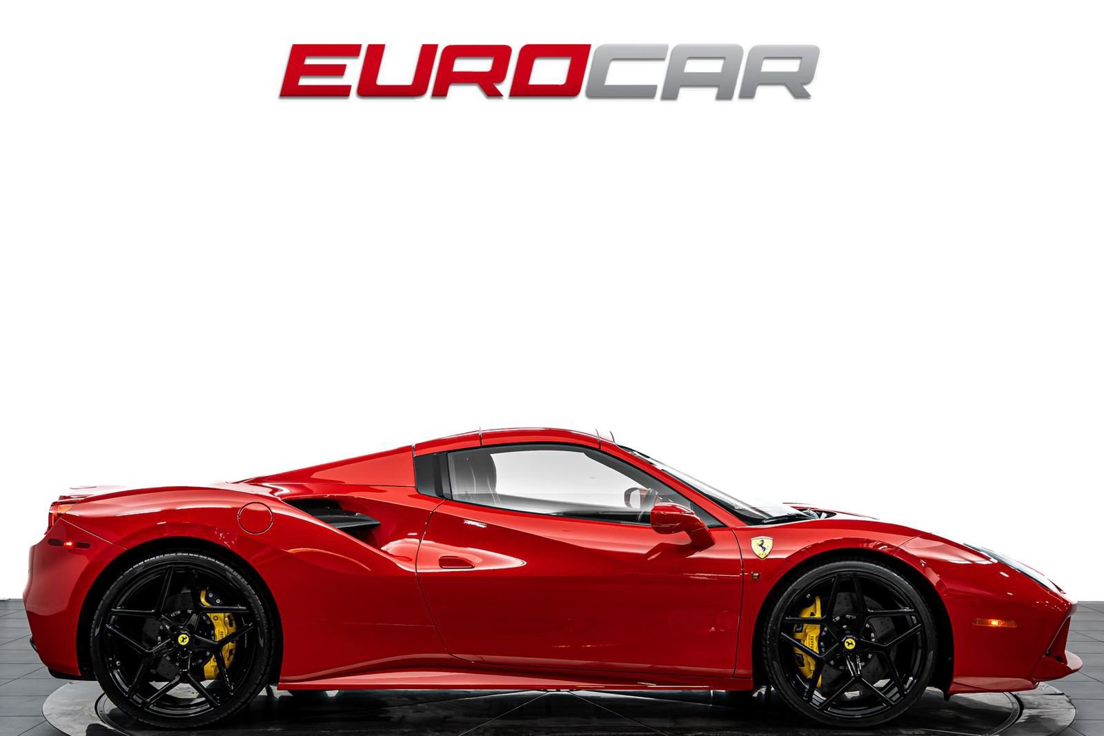 Used 2017 Ferrari 488 Spider image 8