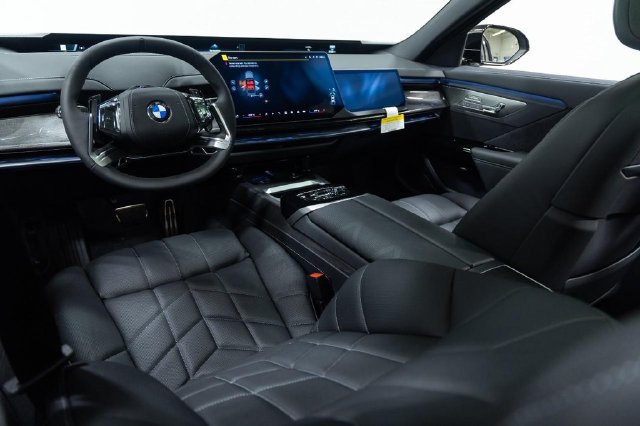 New 2027 BMW 740i xDrive w/ Executive Package AWD/4WD image 22