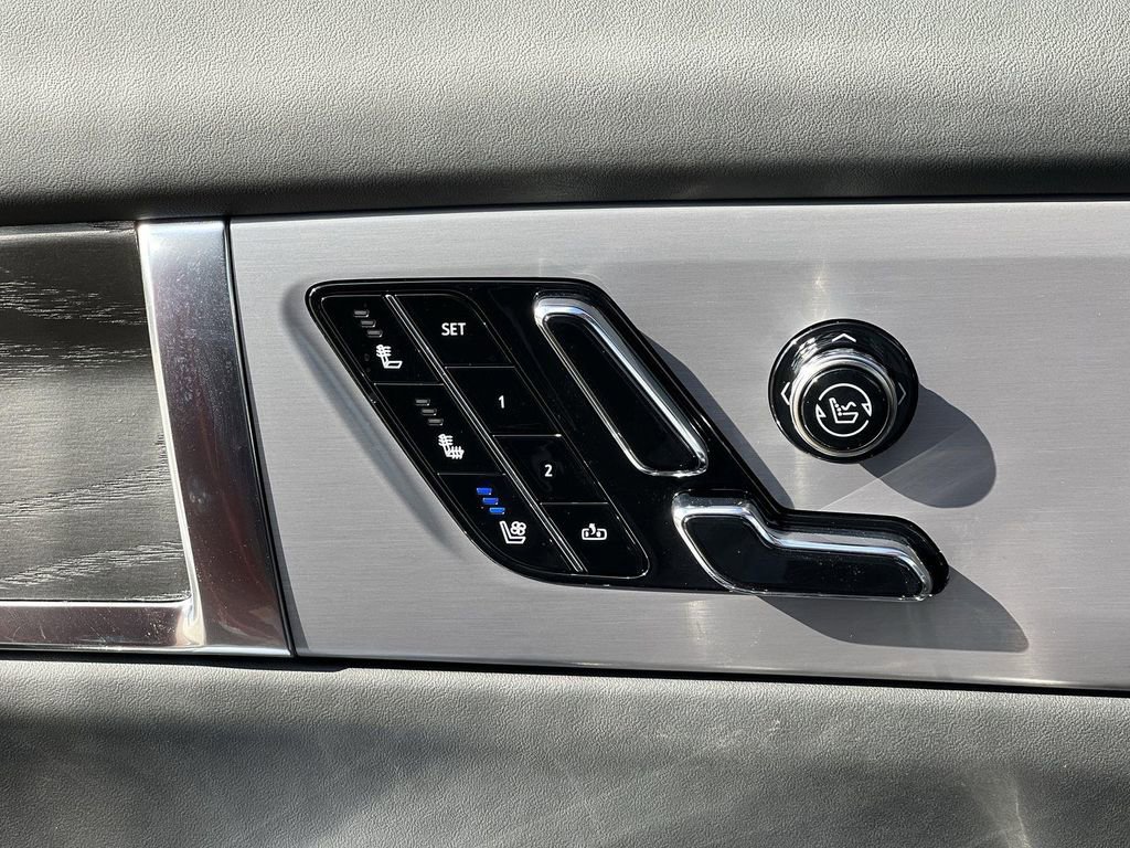 New 2026 Cadillac Vistiq Platinum image 23