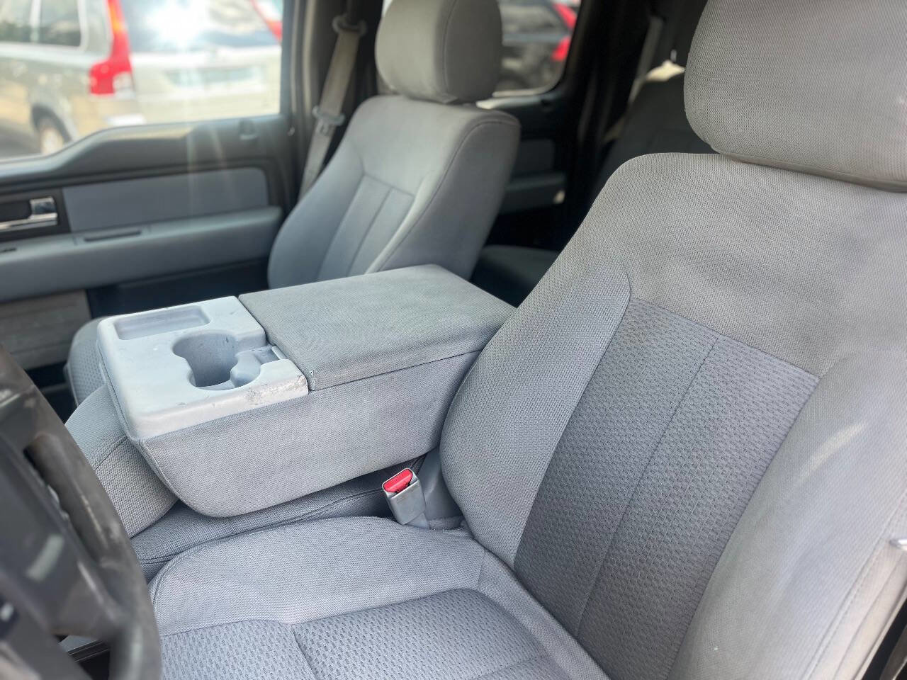 Used 2014 Ford F150 XLT w/ Trailer Tow Package image 11