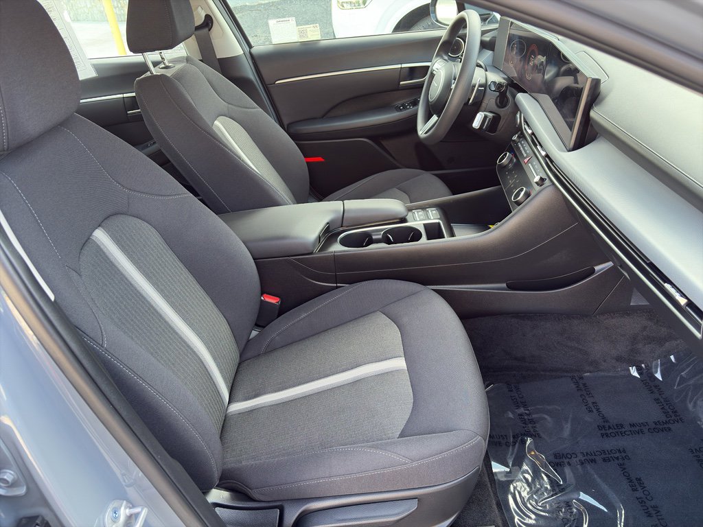 Used 2025 Hyundai Sonata SEL image 12