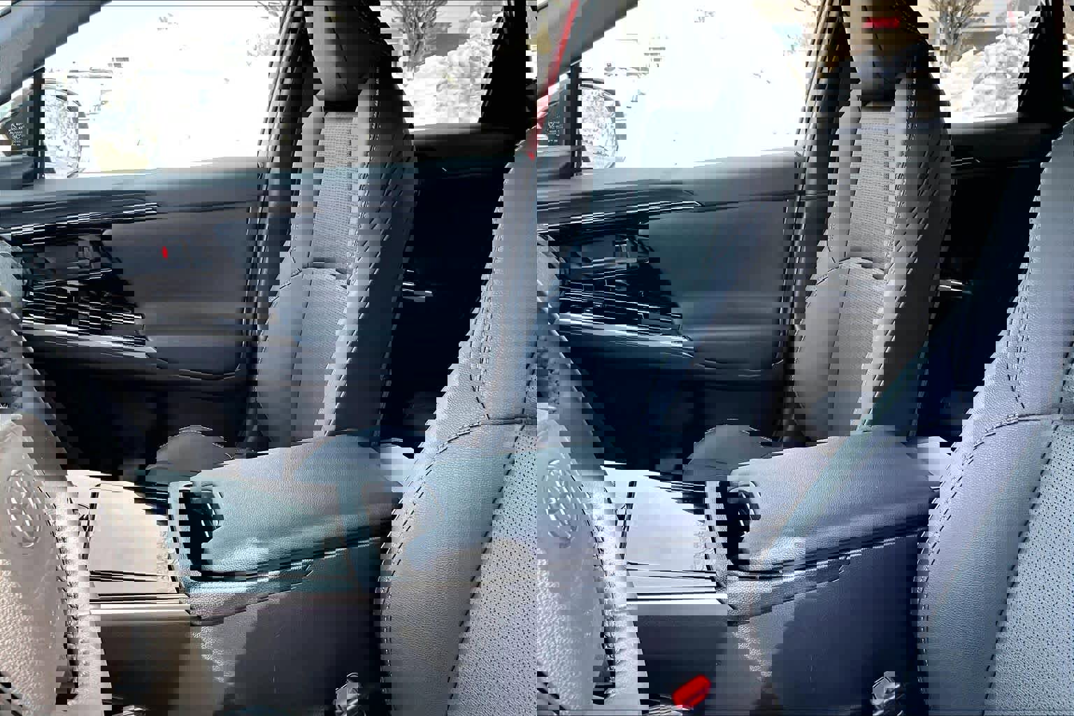 Used 2024 Toyota bZ4X Limited image 8