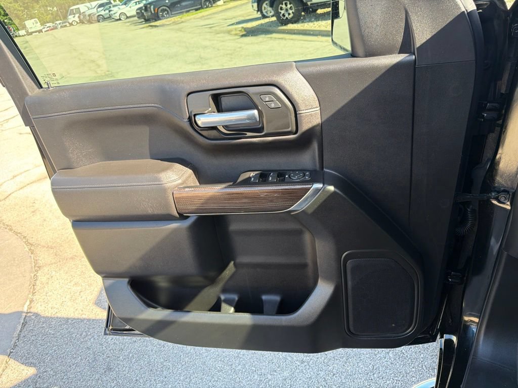 Used 2020 Chevrolet Silverado 1500 LT w/ Texas Edition AWD/4WD image 32