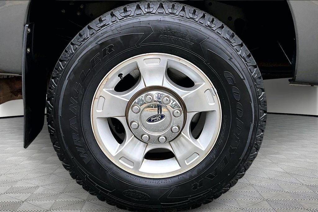 Used 2014 Ford F250 XLT w/ XLT Value Package image 31