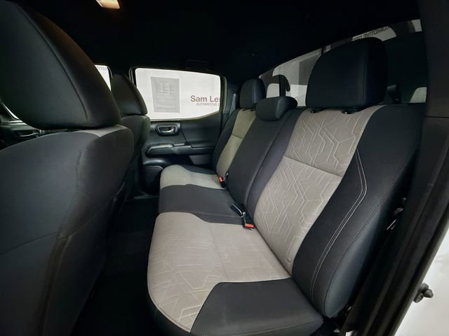 Used 2022 Toyota Tacoma TRD Off-Road image 23