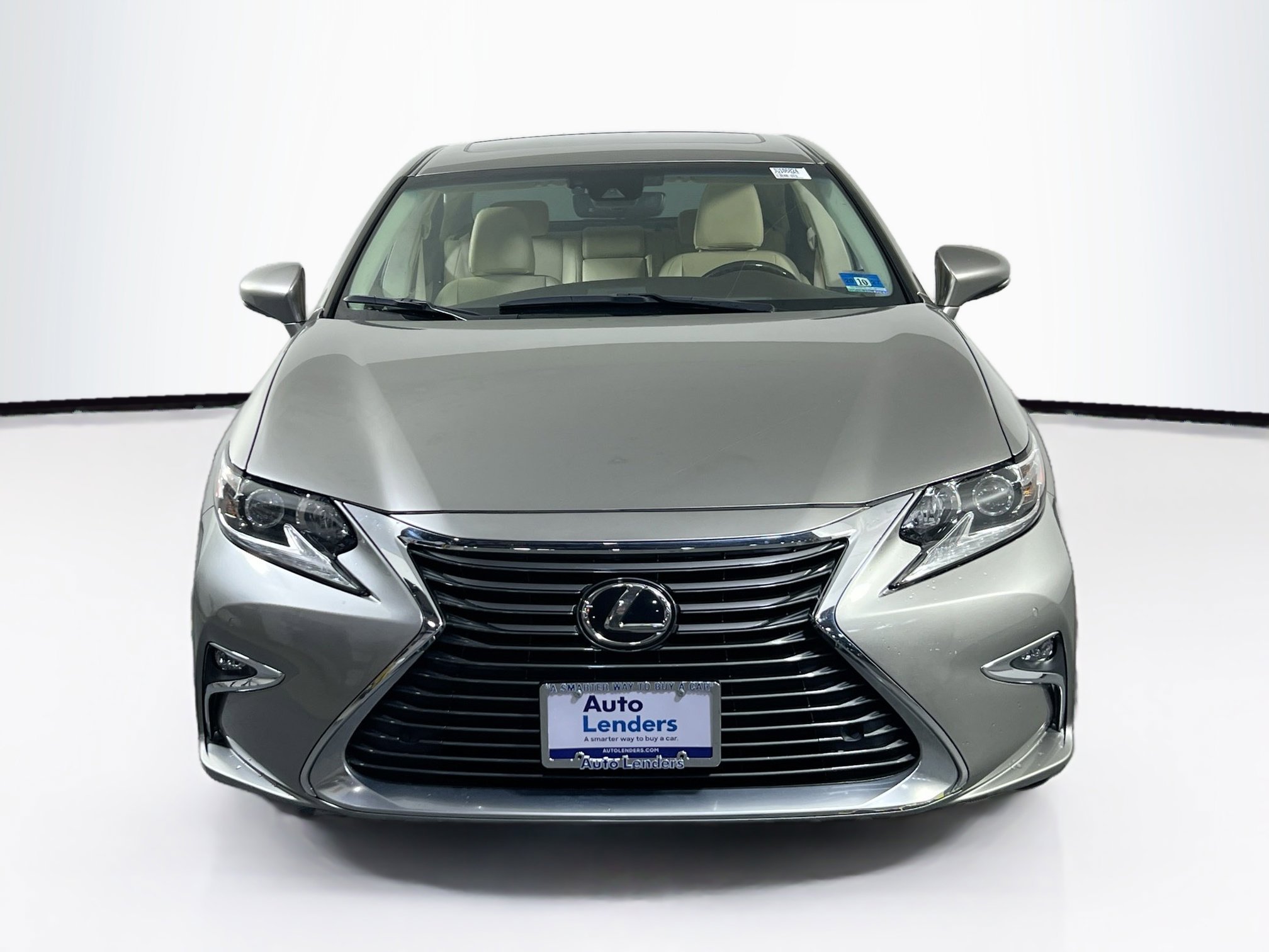 Used 2018 Lexus ES 350 w/ Navigation System Package FWD image 2