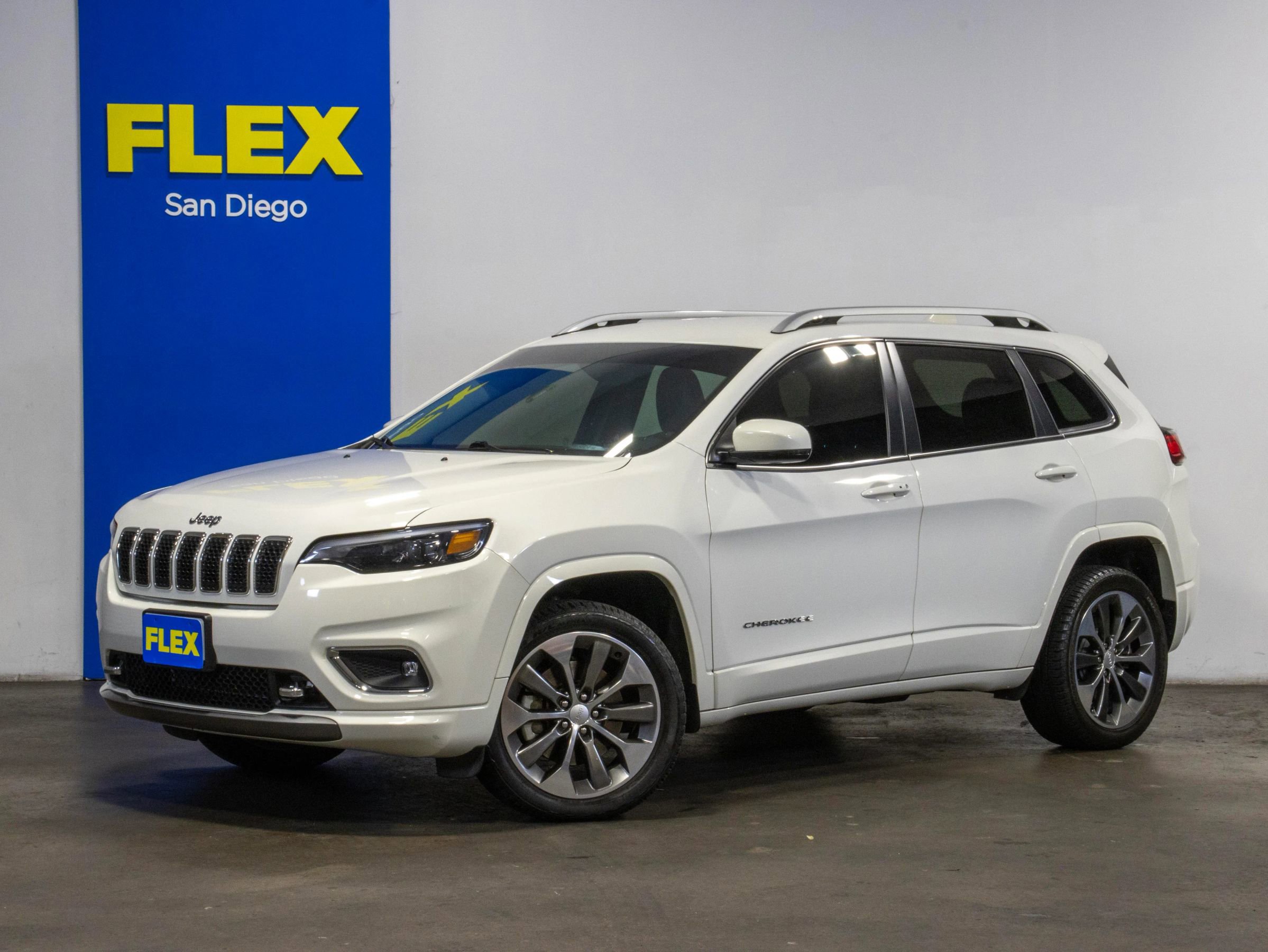 Used 2019 Jeep Cherokee Overland w/ Trailer Tow Group