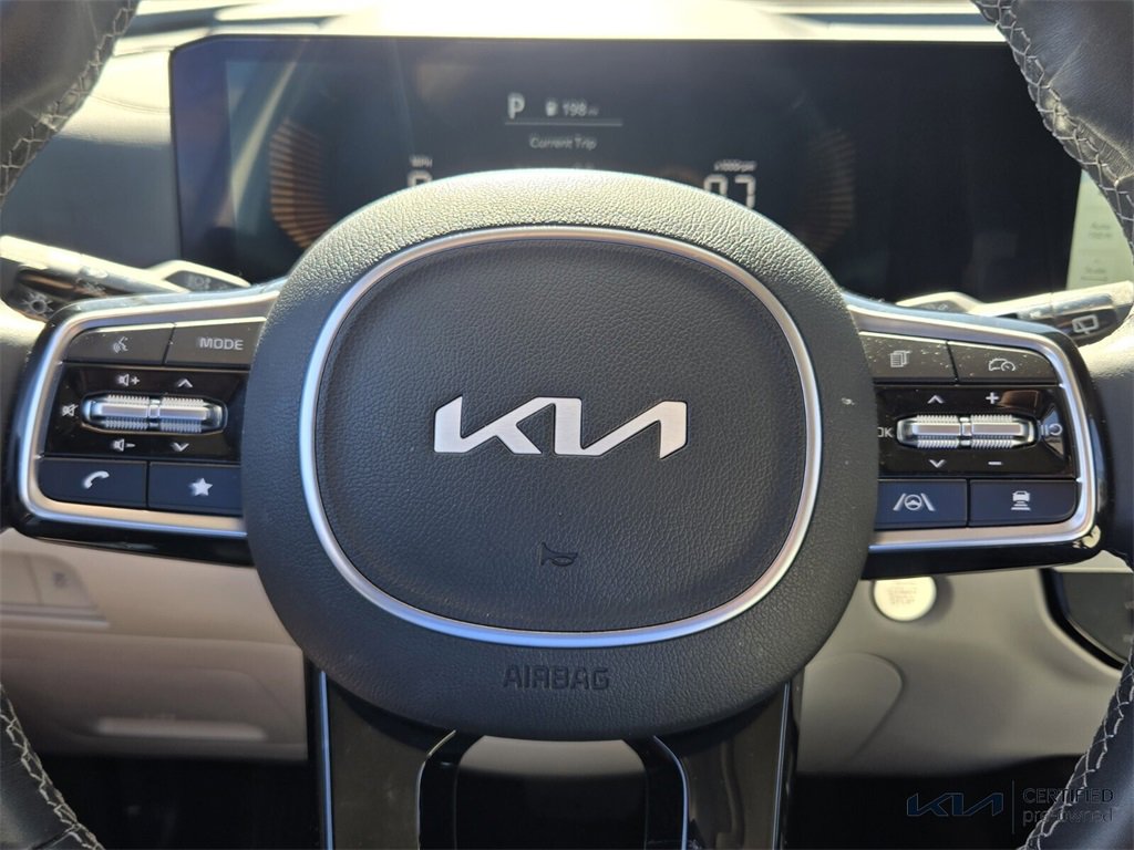 Used 2025 Kia Sorento S image 30