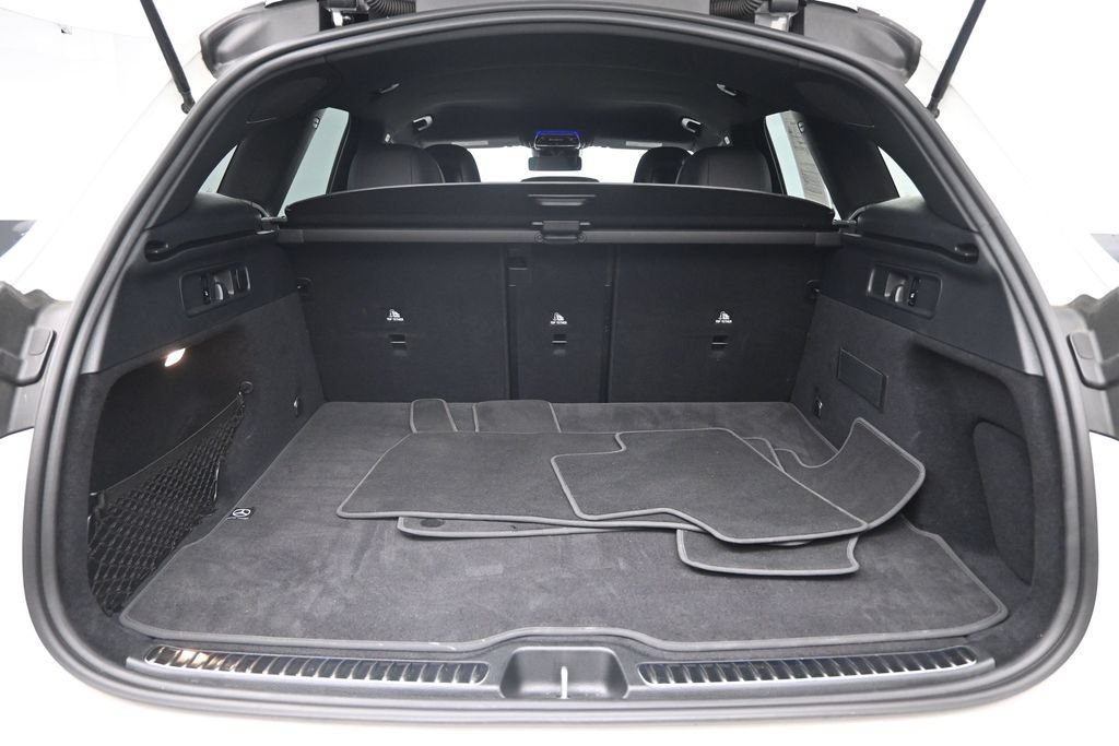 Used 2024 Mercedes-Benz GLC 300 4MATIC image 28