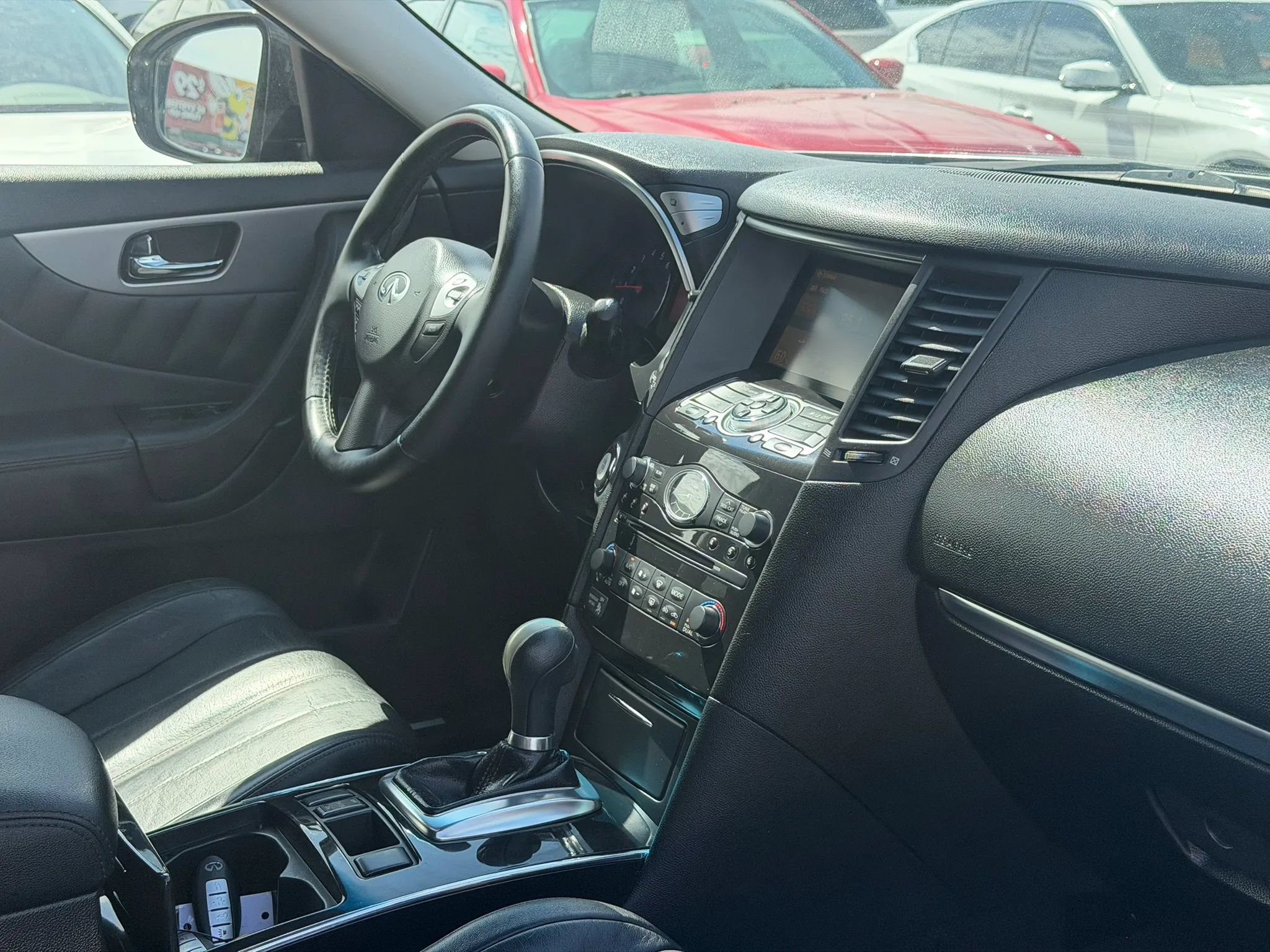 Used 2011 INFINITI FX35 AWD image 28