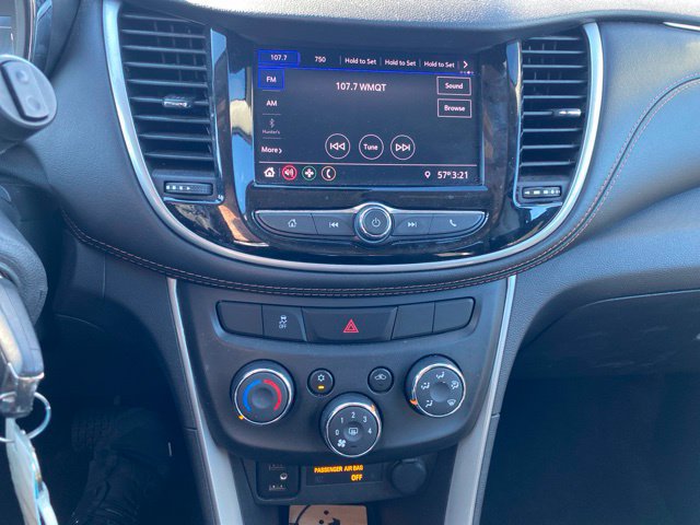 Used 2021 Chevrolet Trax LT AWD/4WD image 21